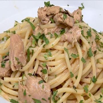 spaghetti ai filetti di tonno